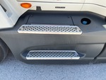 MN294555 - 2021 International LT625: Steps