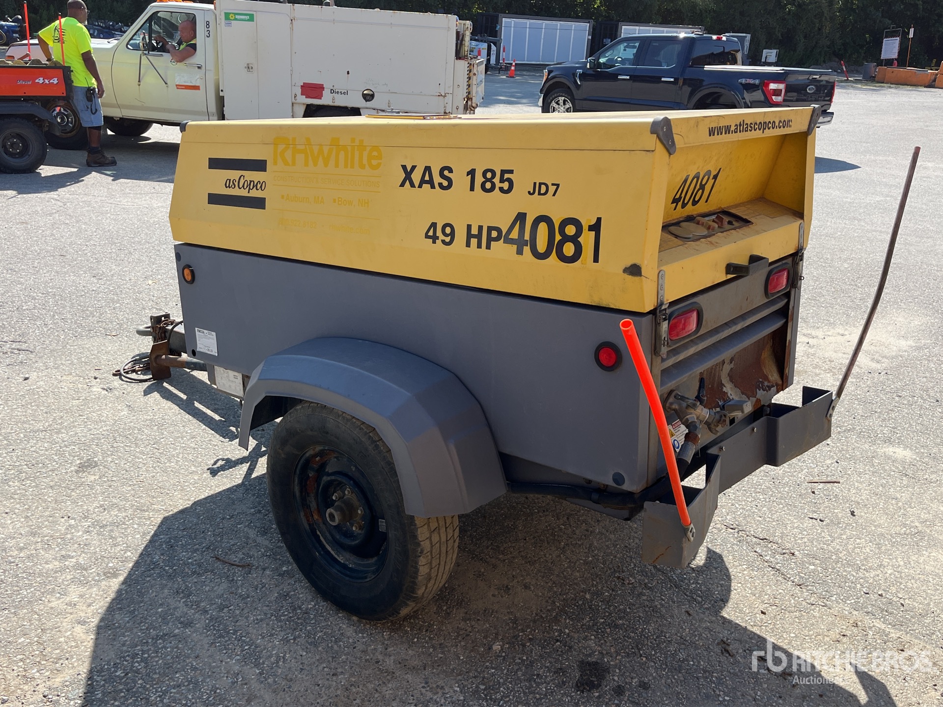 General Appearance with Picture, Left Rear Corner