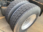 MN274109 - 2021 International LT625: Right Front Drive Tires