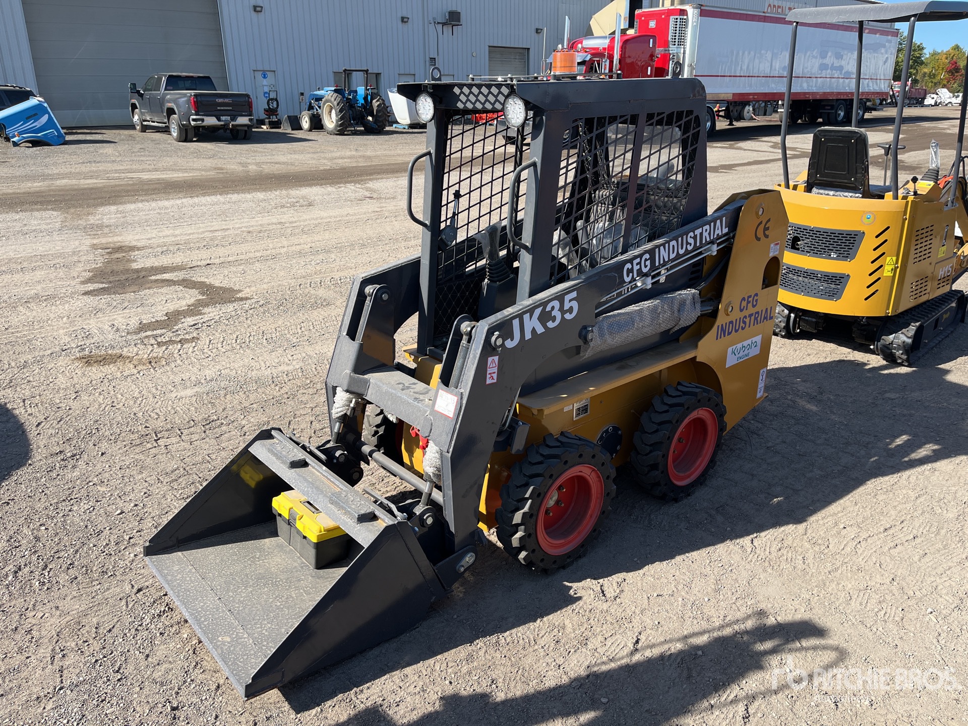 General Appearance with Picture, Left Front Corner