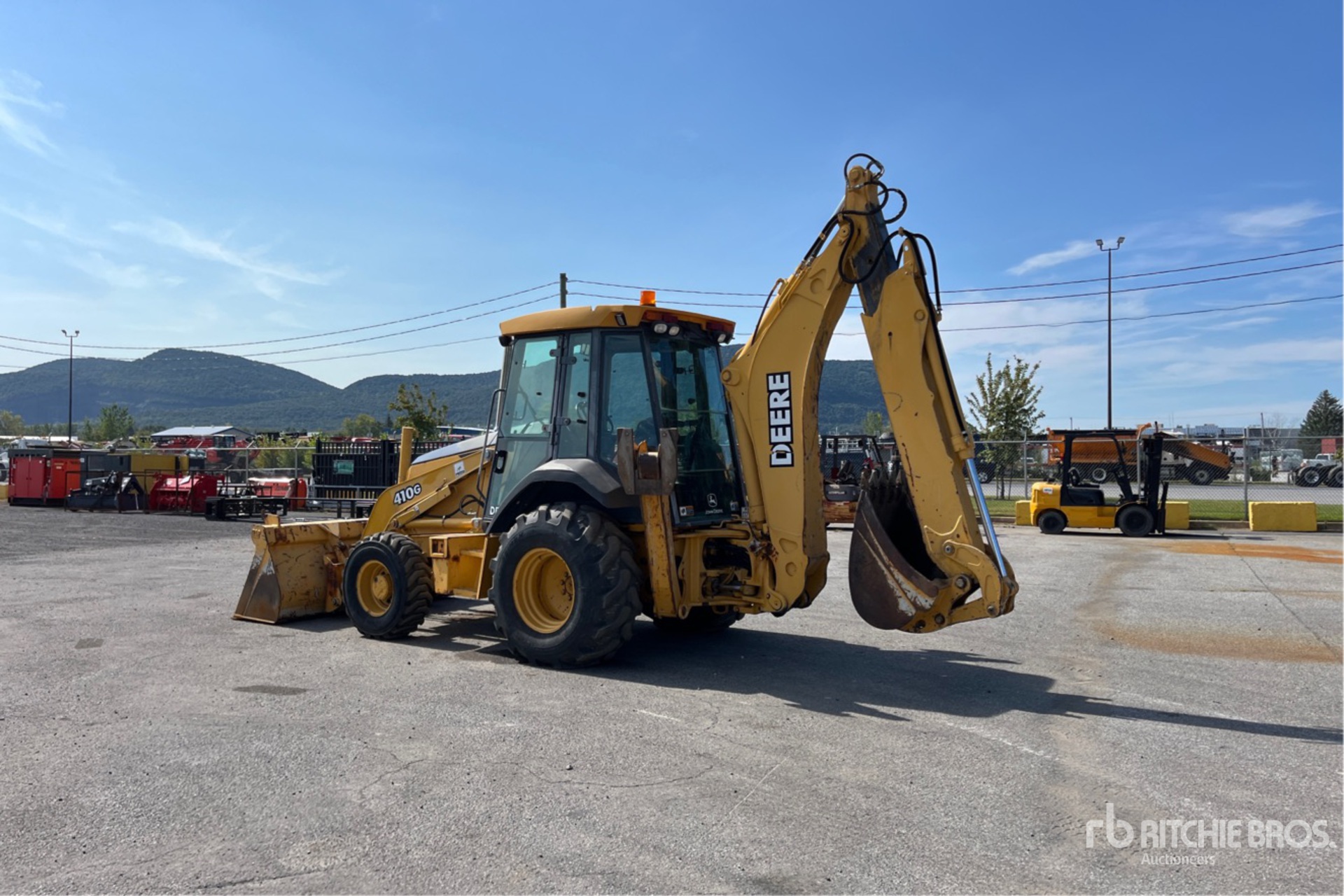 2003 John Deere 410G 4x4 Backhoe Loader | Ritchie Bros. Auctioneers