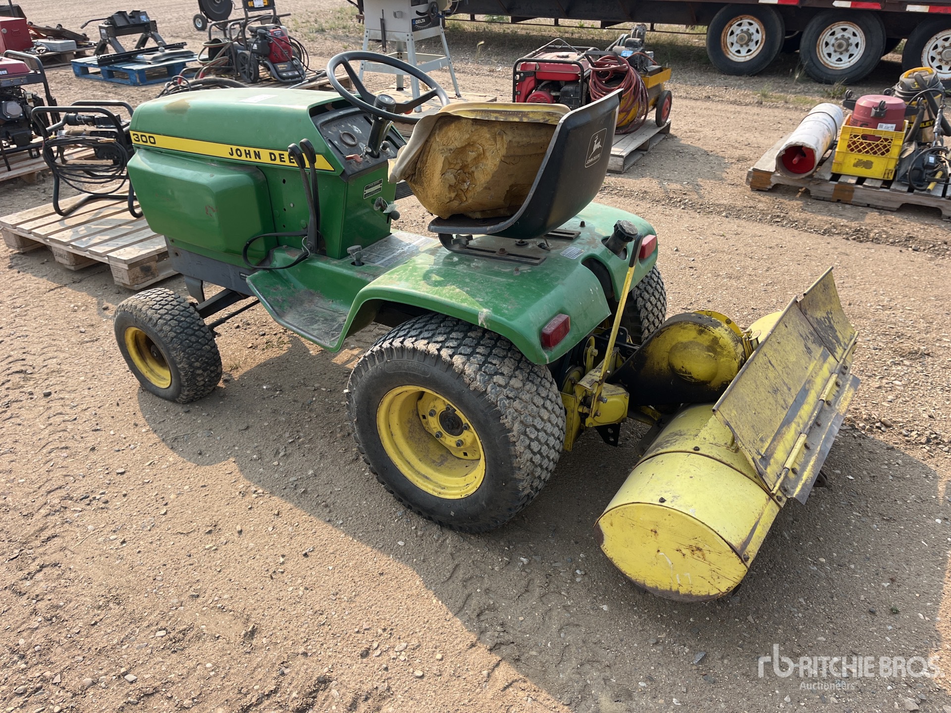 General Appearance with Picture, Left Rear Corner