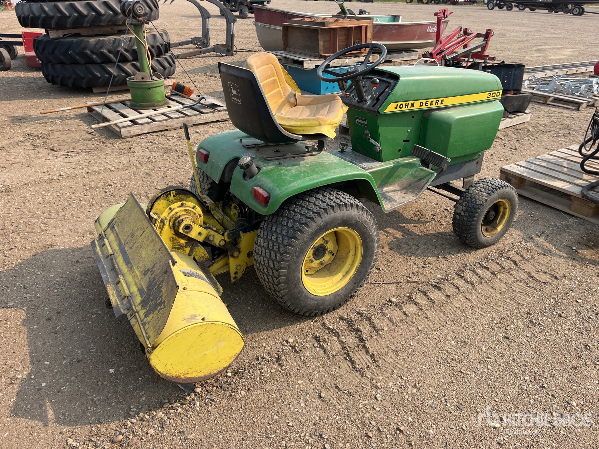 General Appearance with Picture, Right Rear Corner