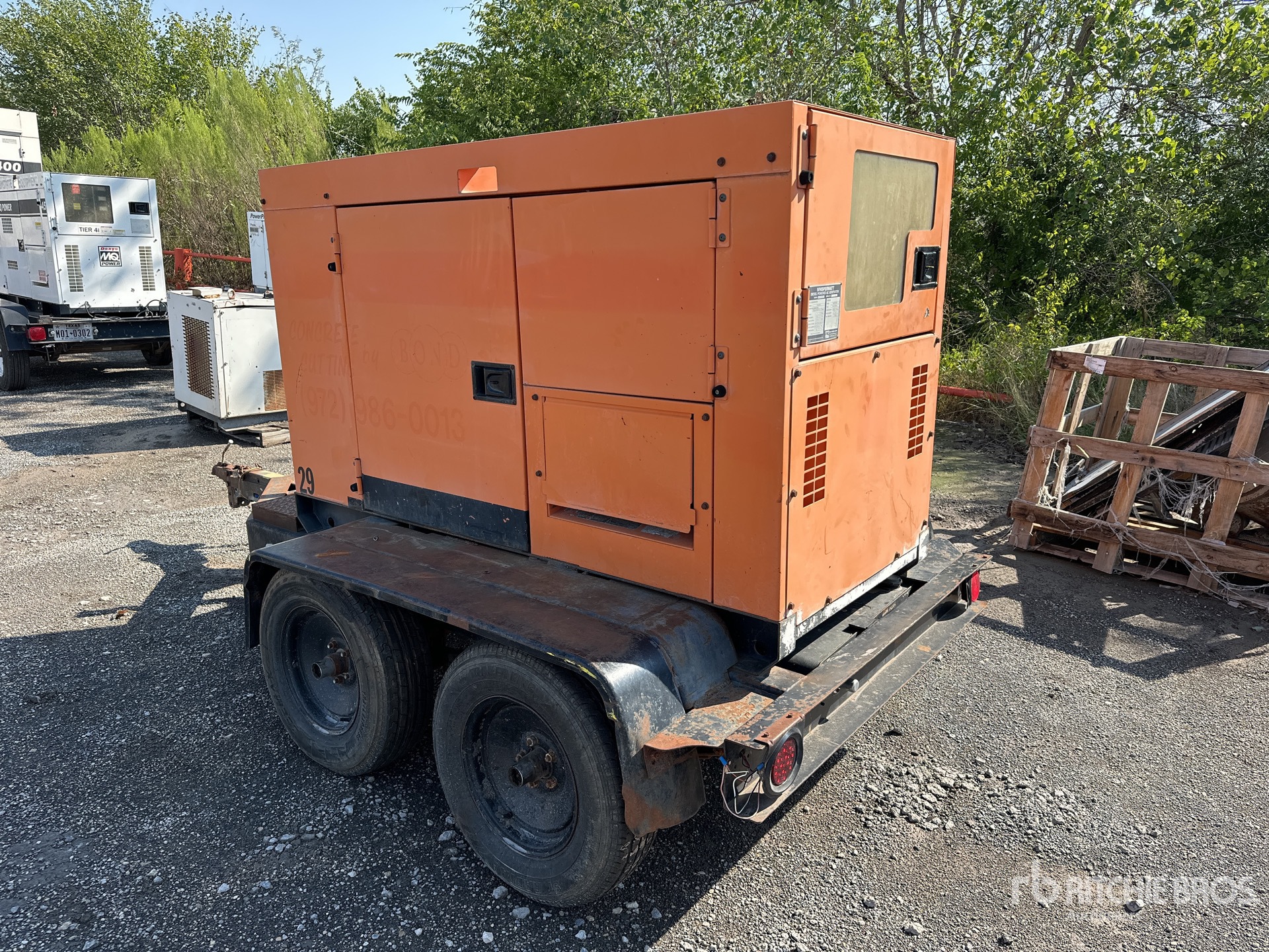 General Appearance with Picture, Left Rear Corner