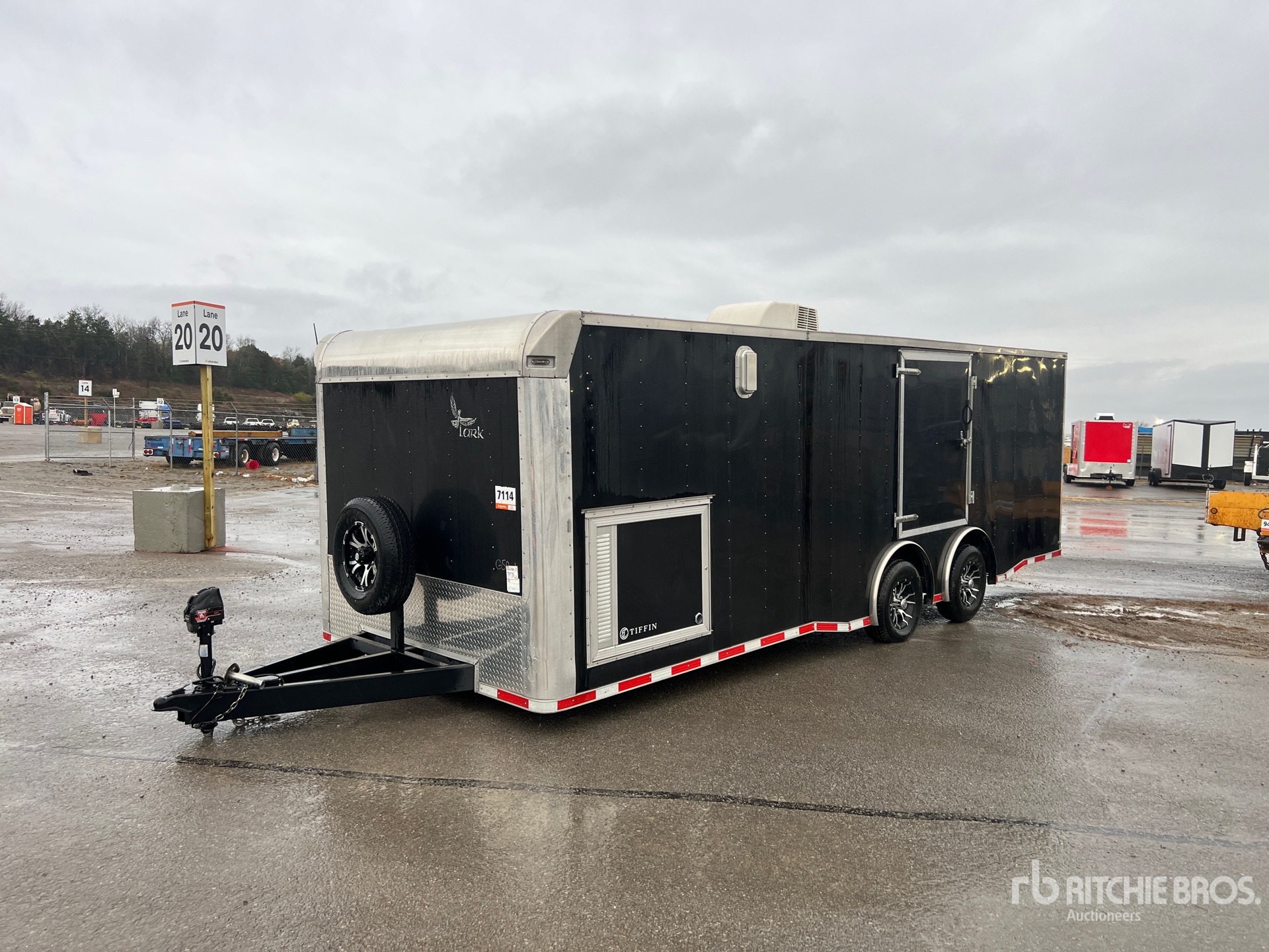 General Appearance with Featured Photo