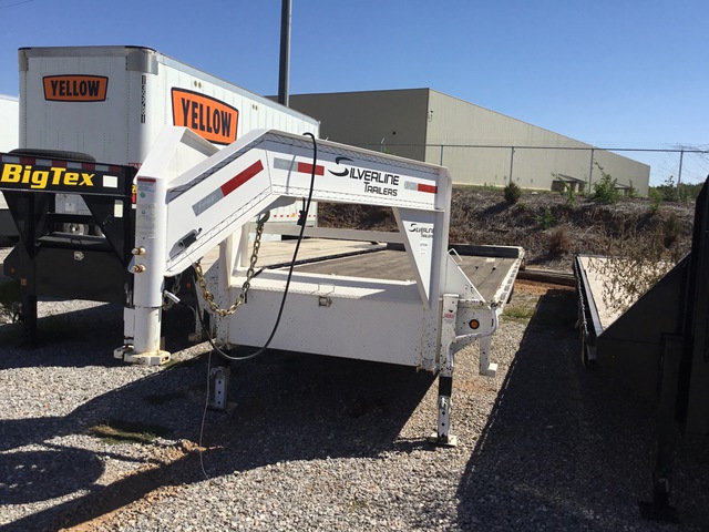 2024 East Texas 35 ft T/A Gooseneck Equipment Trailer