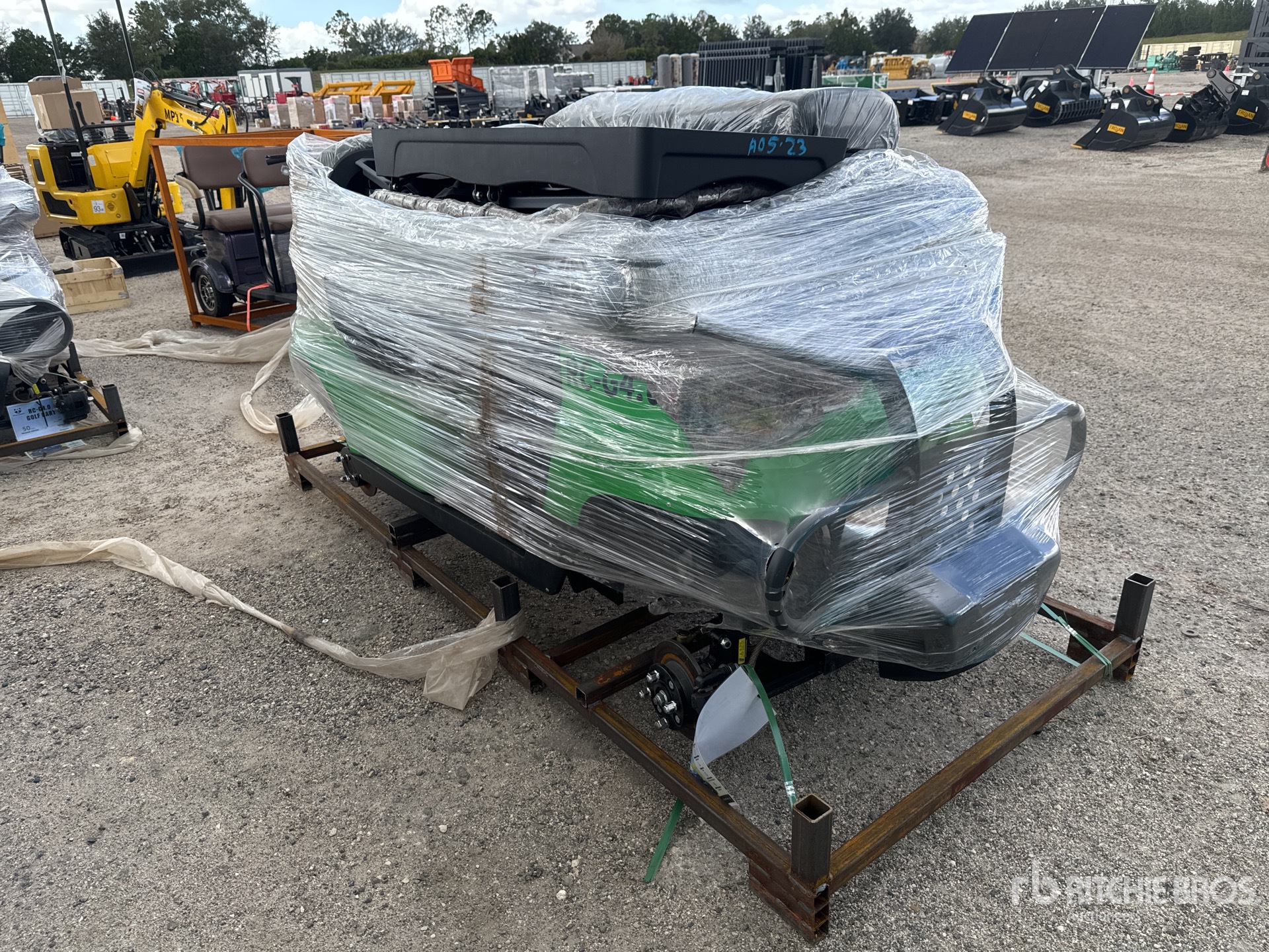 General Appearance with Picture, Right Front Corner