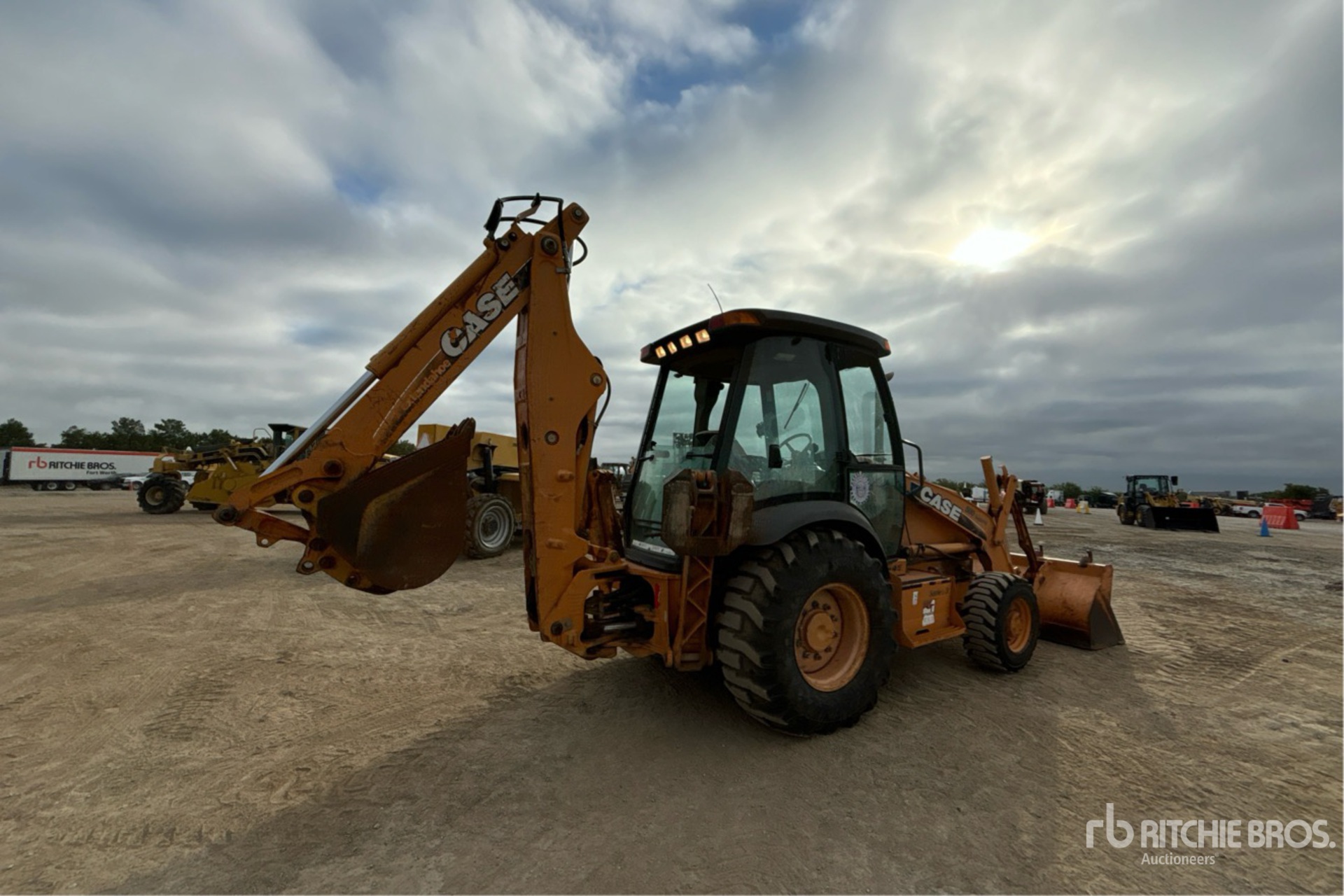 General Appearance with Picture, Right Rear Corner