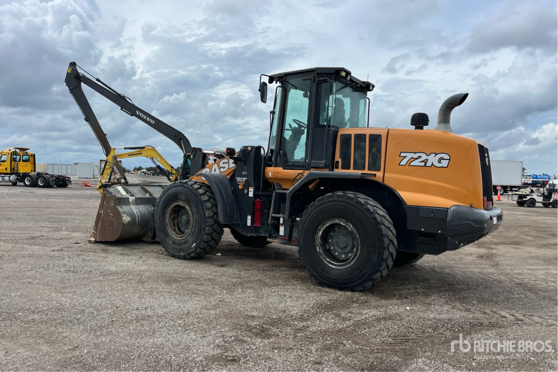 General Appearance with Picture, Left Rear Corner