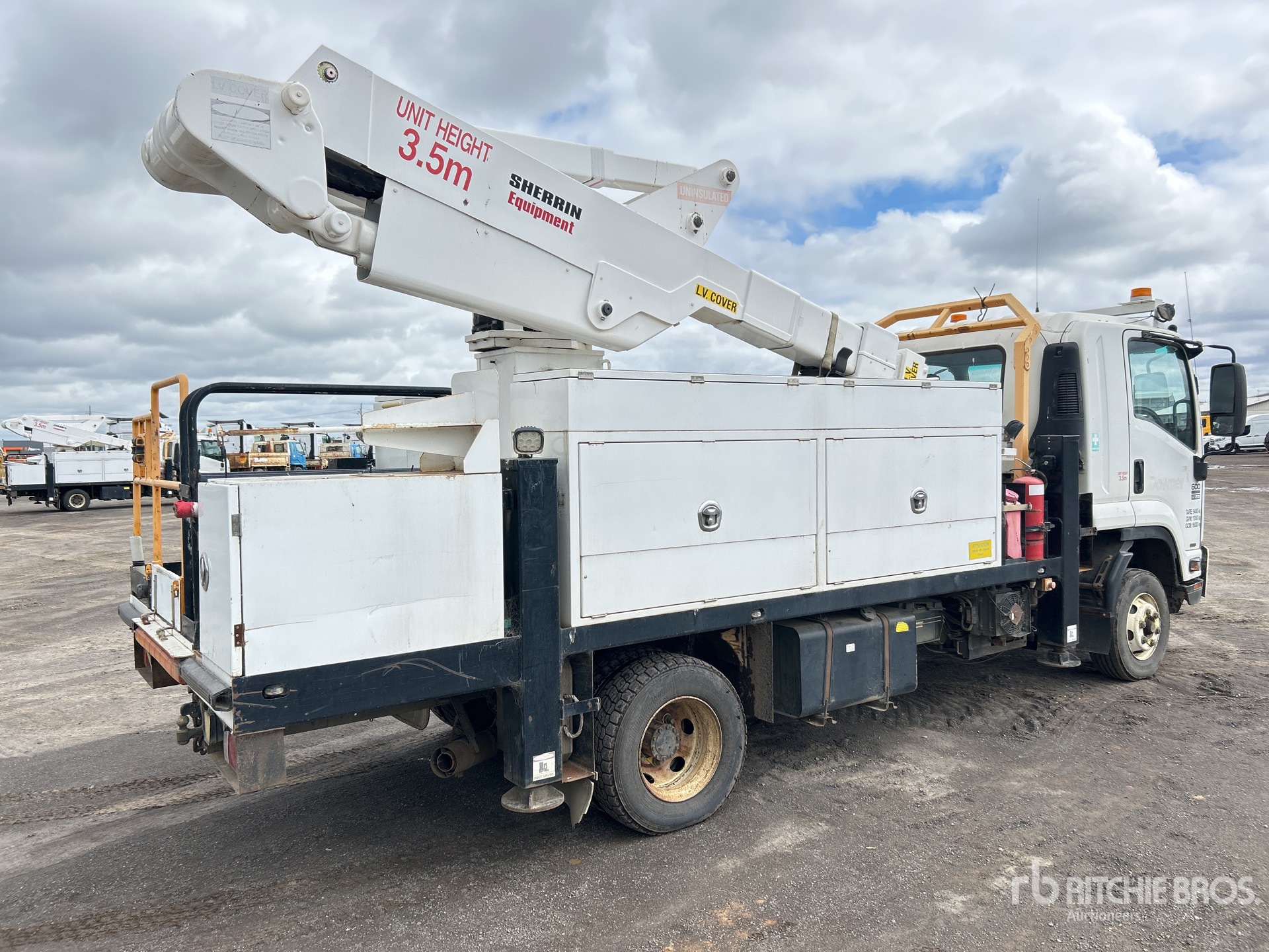 General Appearance with Picture, Left Rear Corner