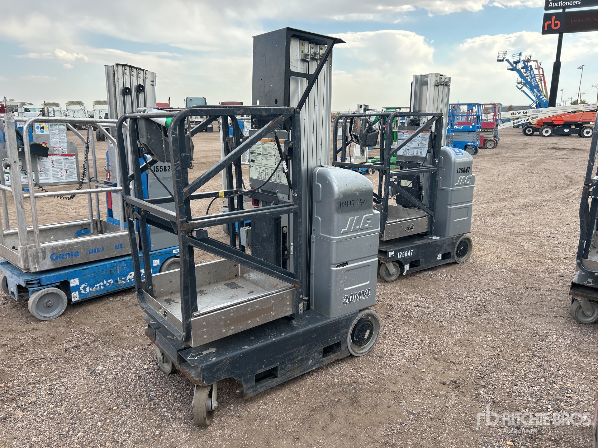 General Appearance with Picture, Left Front Corner