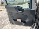 MN314610 - 2021 International LT625: Cab Doors