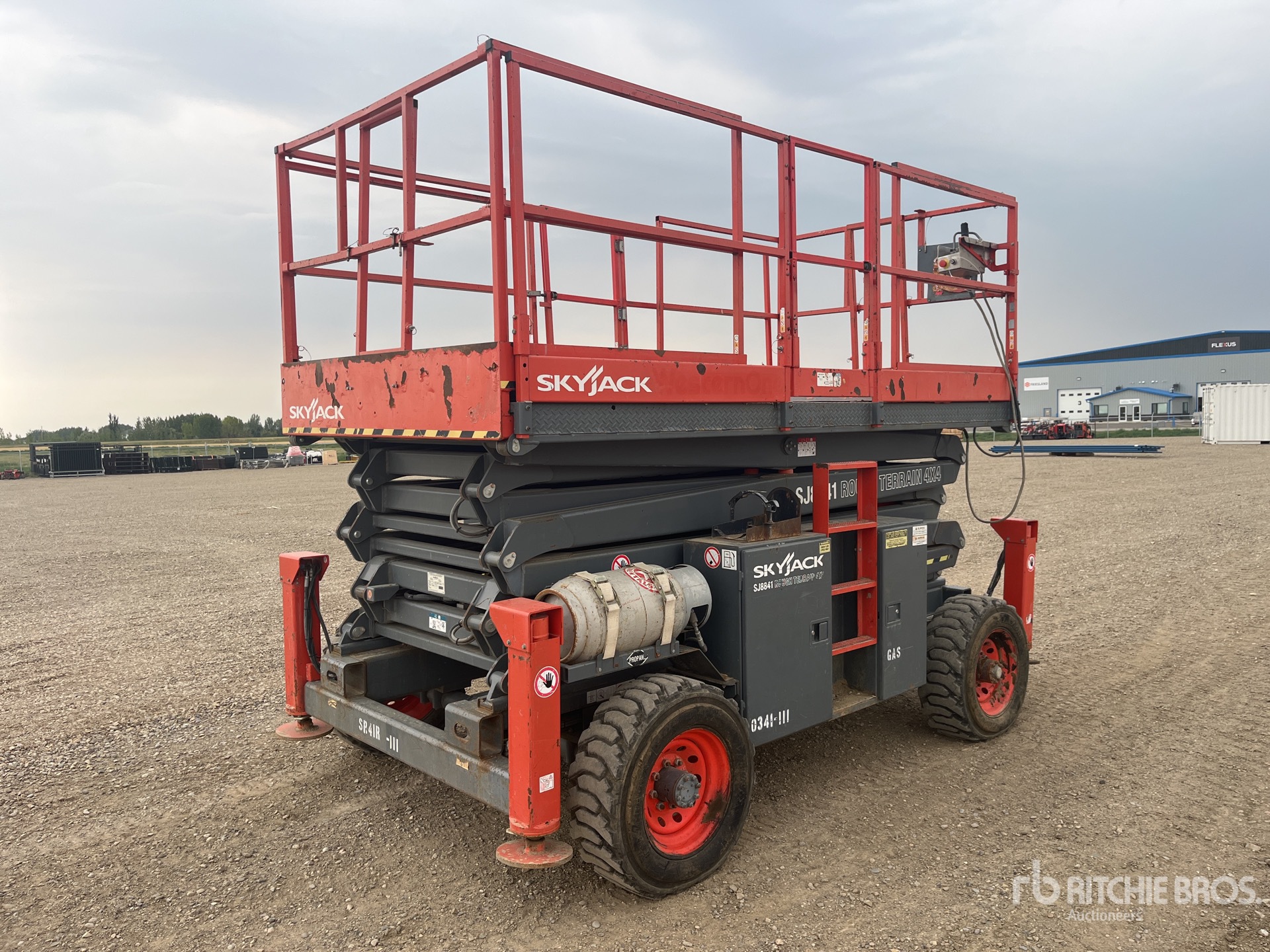 General Appearance with Picture, Right Rear Corner