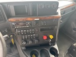 MN211490 - 2021 International LT625: Dash Components