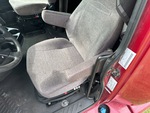 MN211490 - 2021 International LT625: Seats/Armrests