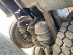 Underbody with Center Drive Axle