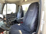 Cab with Seats/armrests