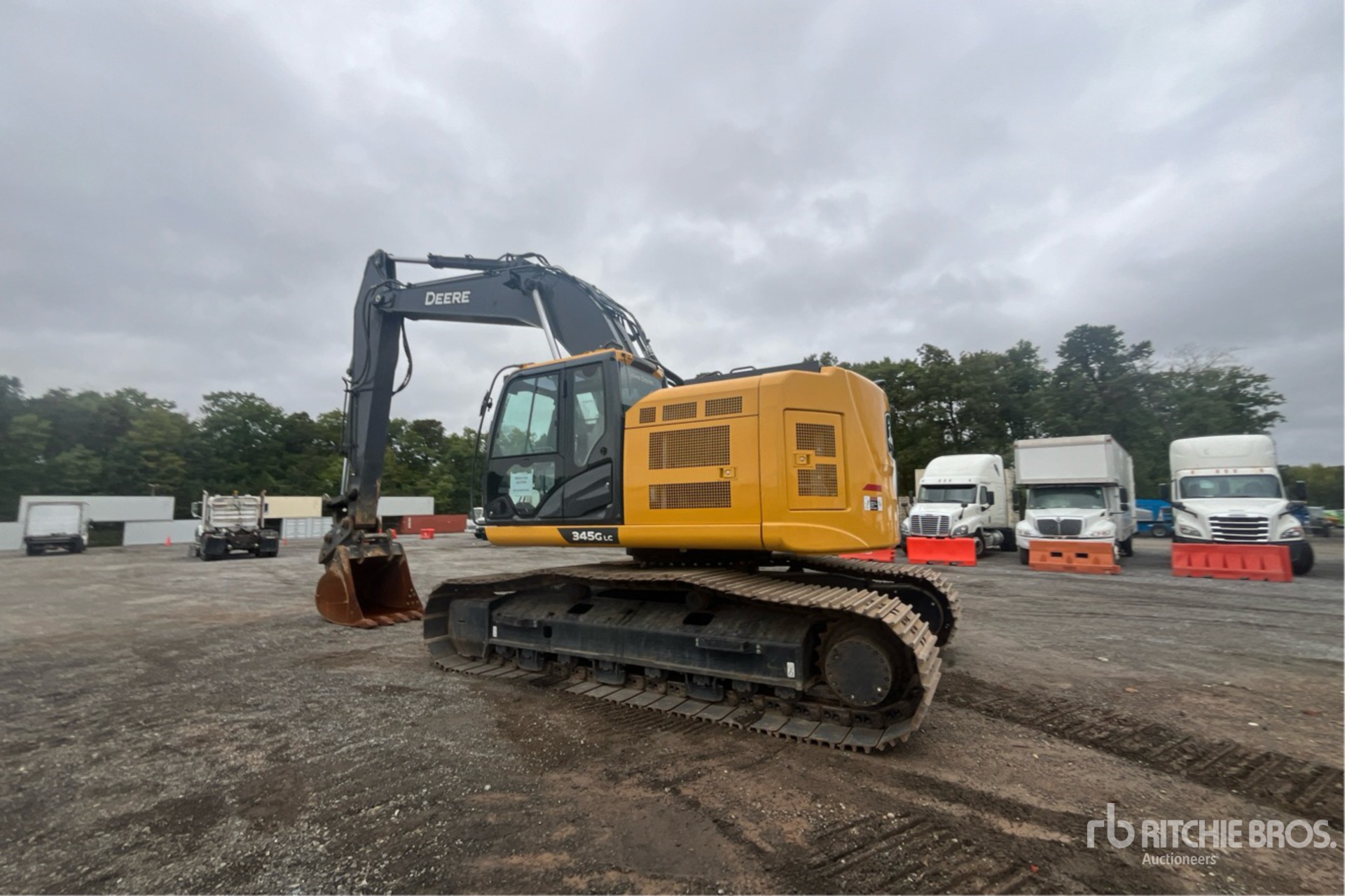 2021 John Deere 345G LC Tracked Excavator | Ritchie Bros. Auctioneers