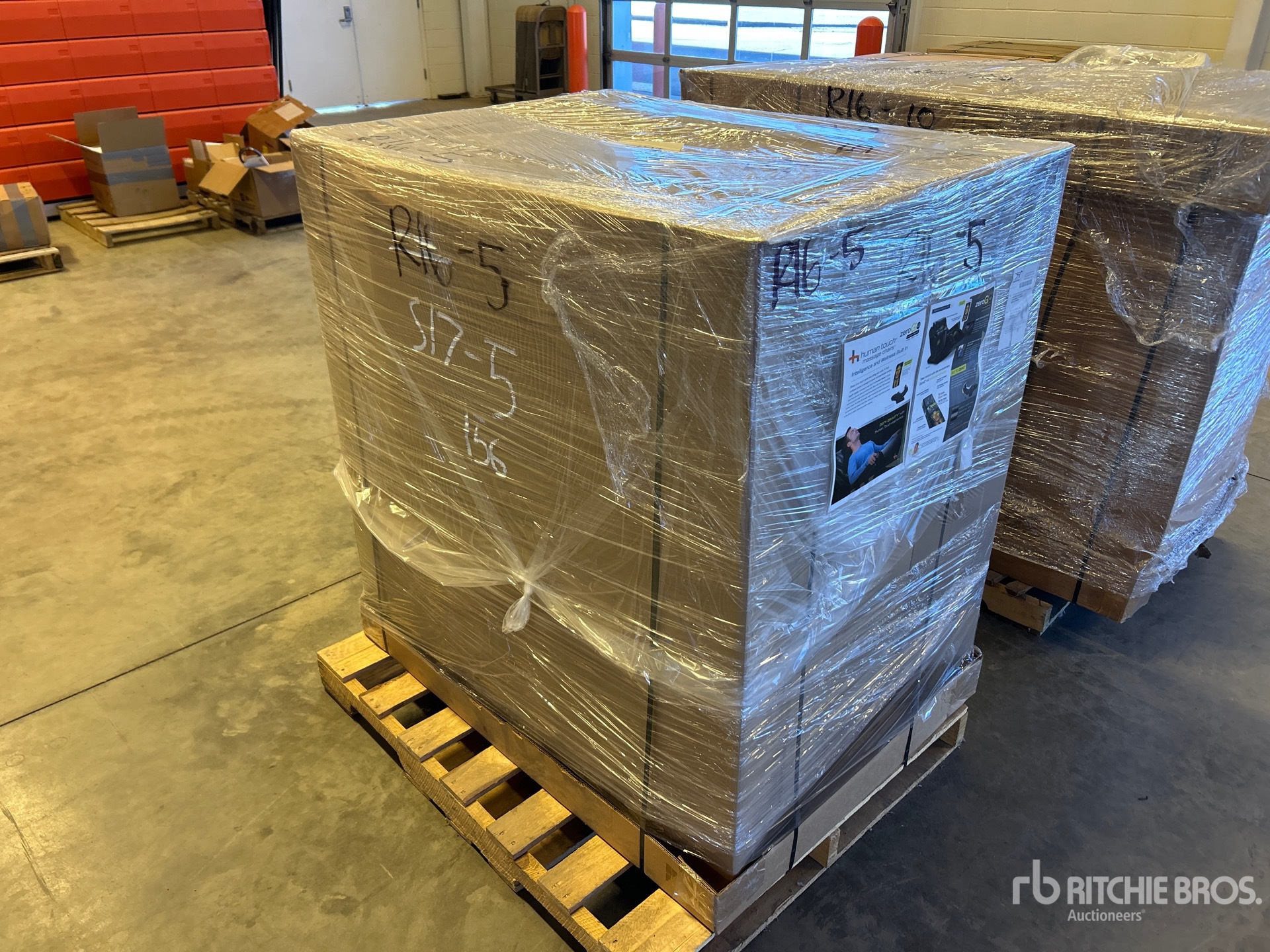 General Appearance with Bild, Ecke hinten links