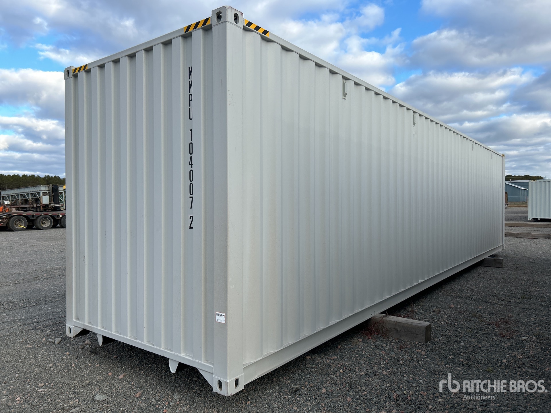 General Appearance with Foto, angolo anteriore sinistro