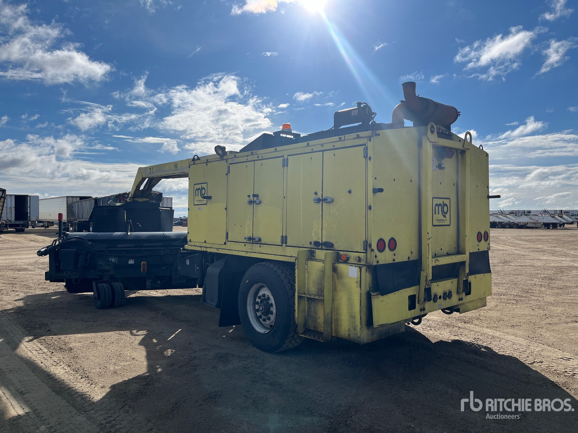 General Appearance with Picture, Left Rear Corner