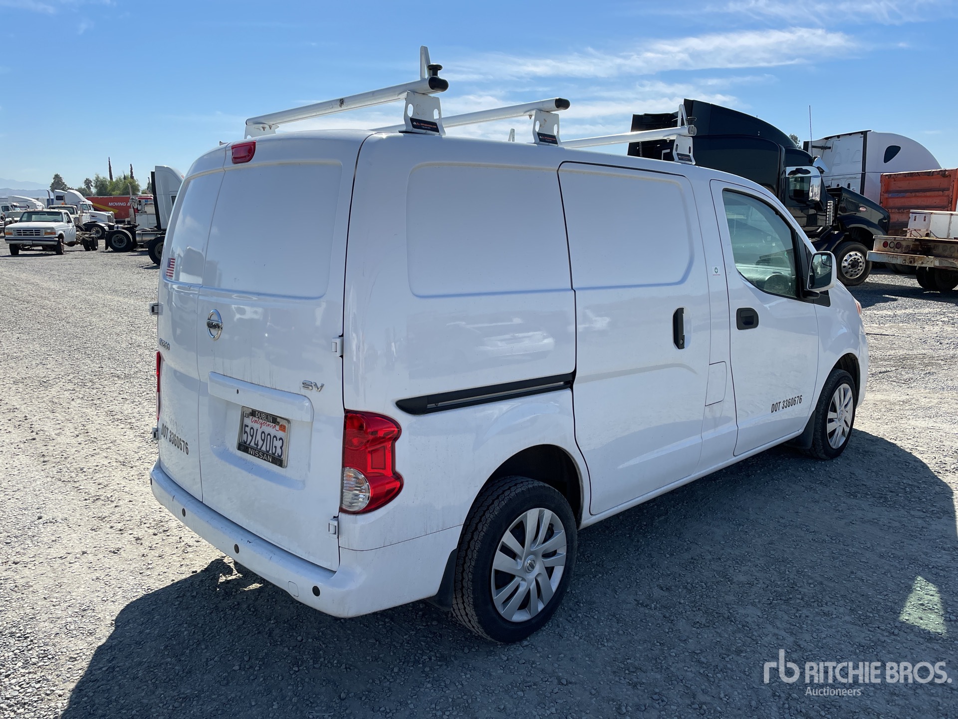 General Appearance with Picture, Right Rear Corner