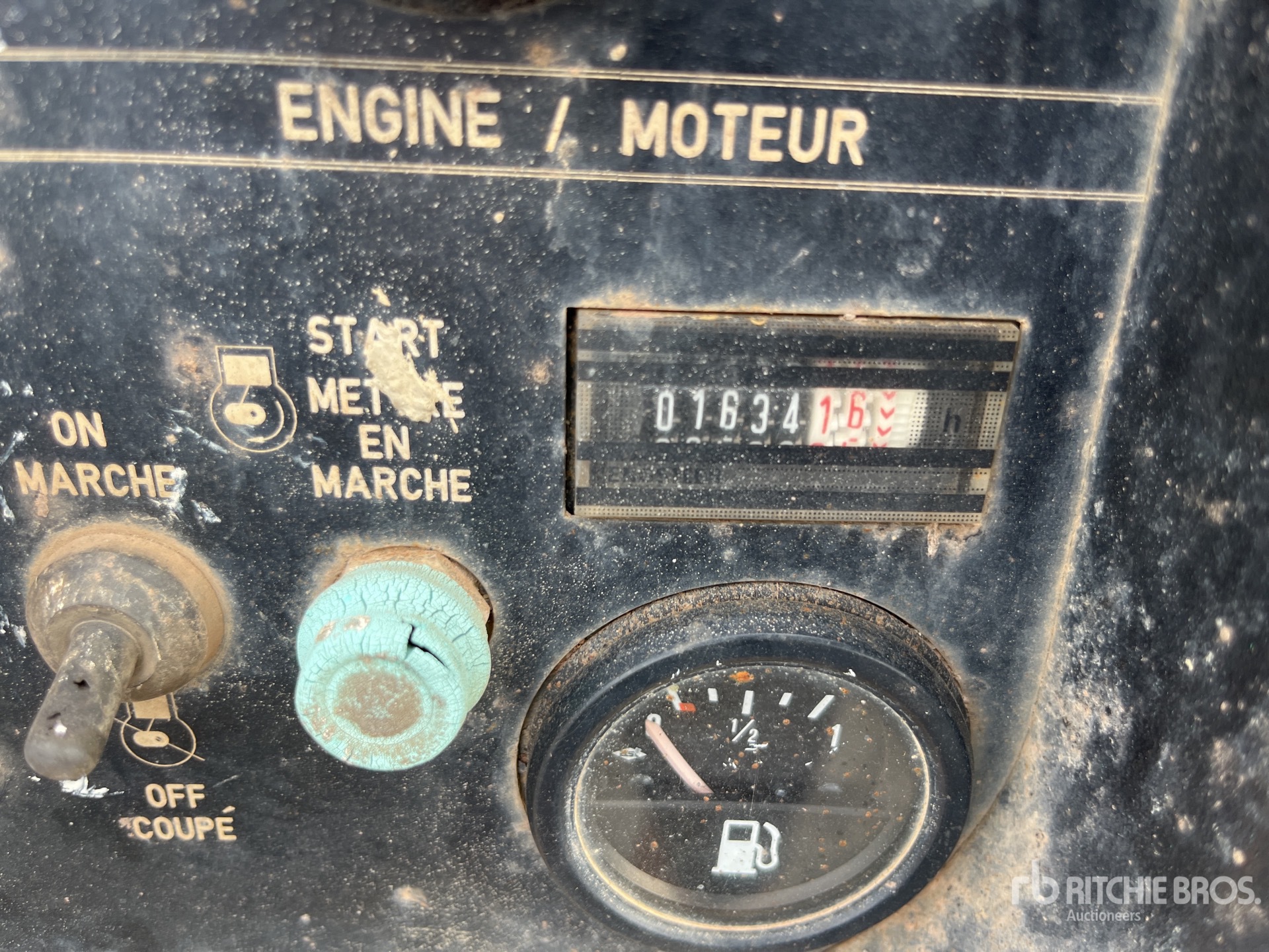 General Appearance with Hour Meter / Odometer