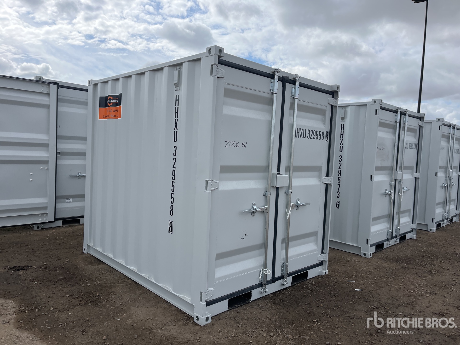 General Appearance with Picture, Right Front Corner