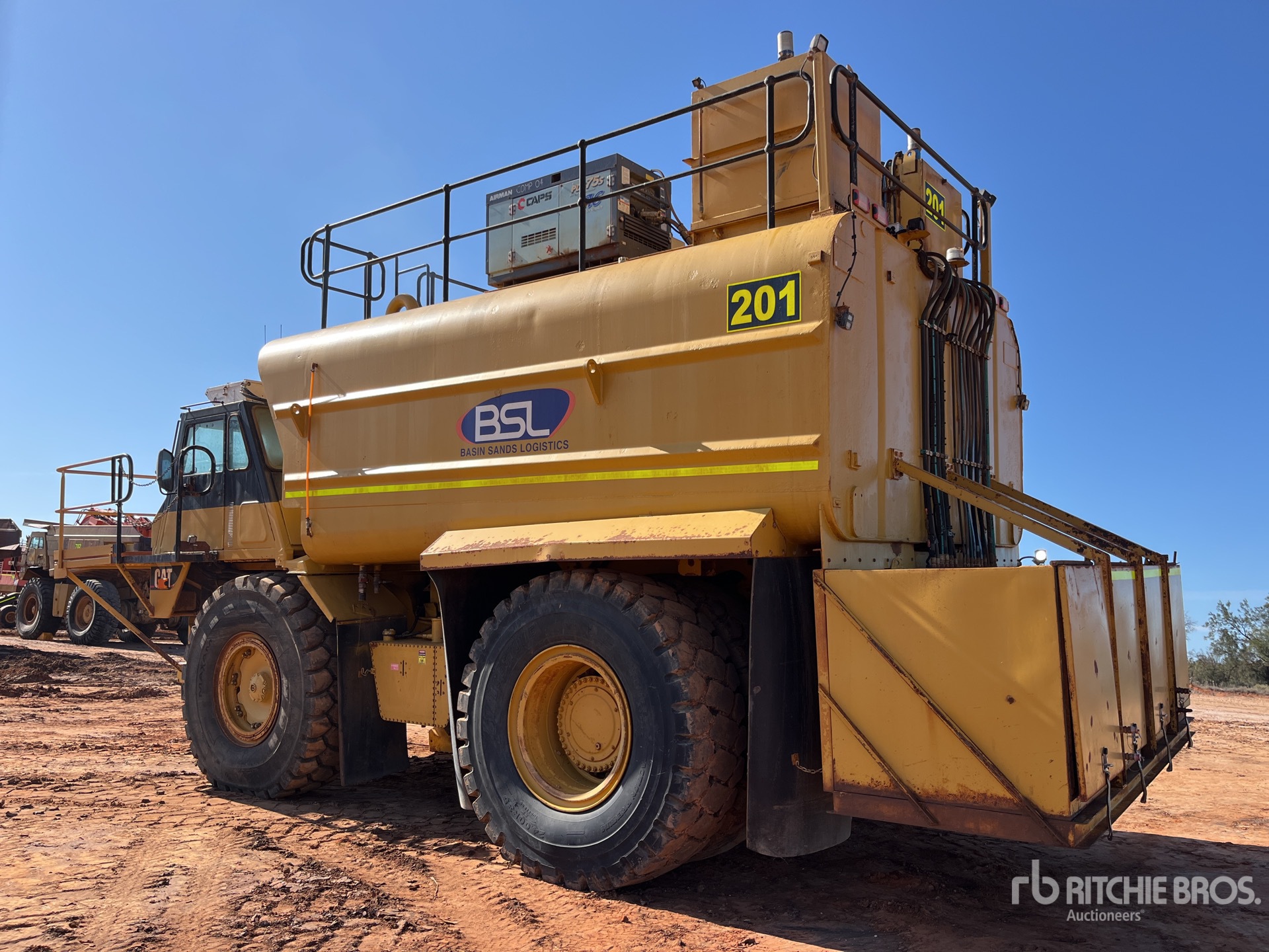 General Appearance with Picture, Left Rear Corner