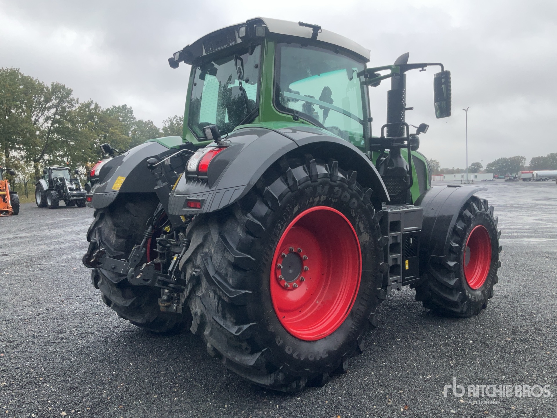 General Appearance with Picture, Right Rear Corner