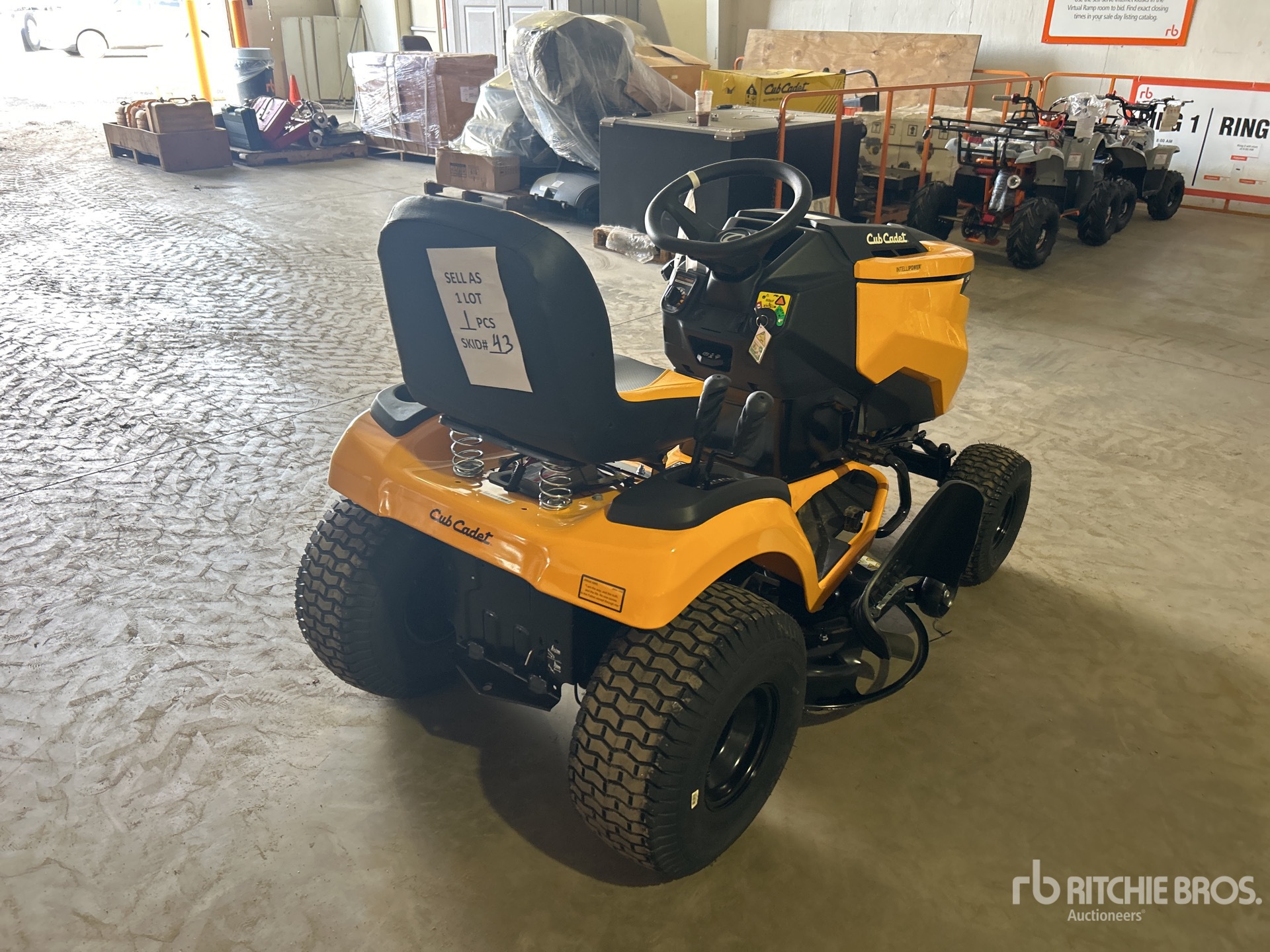 General Appearance with Picture, Right Rear Corner