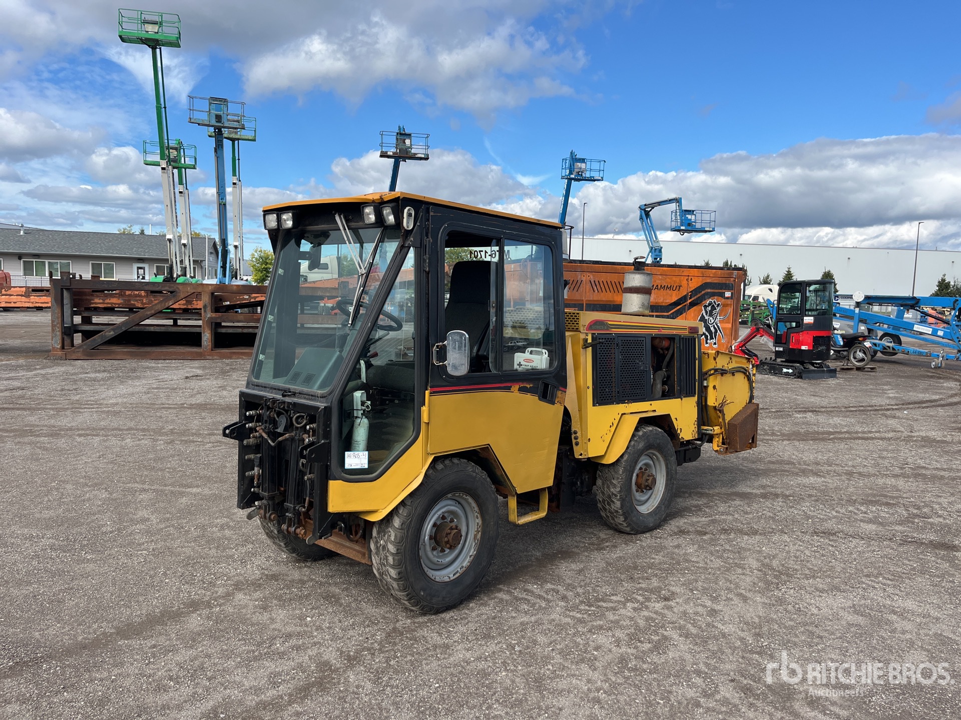 General Appearance with Glamour Shot