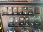 MN333192 - 2021 International LT625: Dash Components