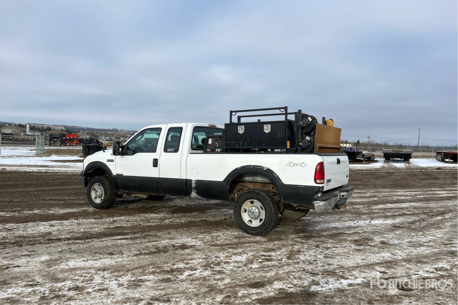 General Appearance with Picture, Left Rear Corner