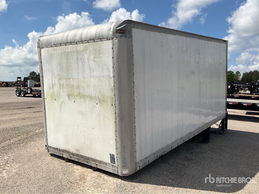 General Appearance with Image, coin avant gauche