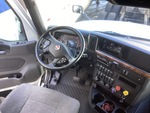 MN281123 - 2021 International LT625: Cab #13