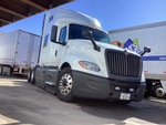 MN281123 - 2021 International LT625: Picture, Right Front Corner