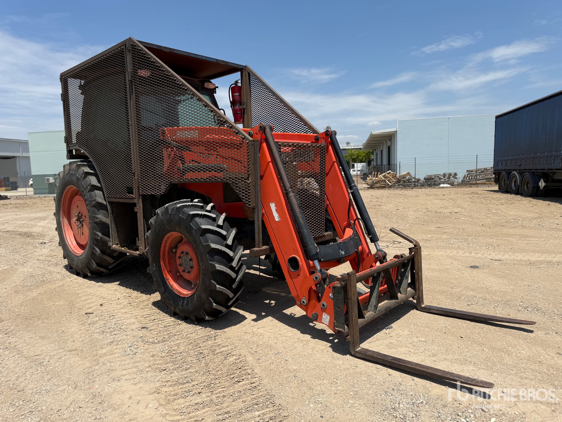 General Appearance with Picture, Right Front Corner