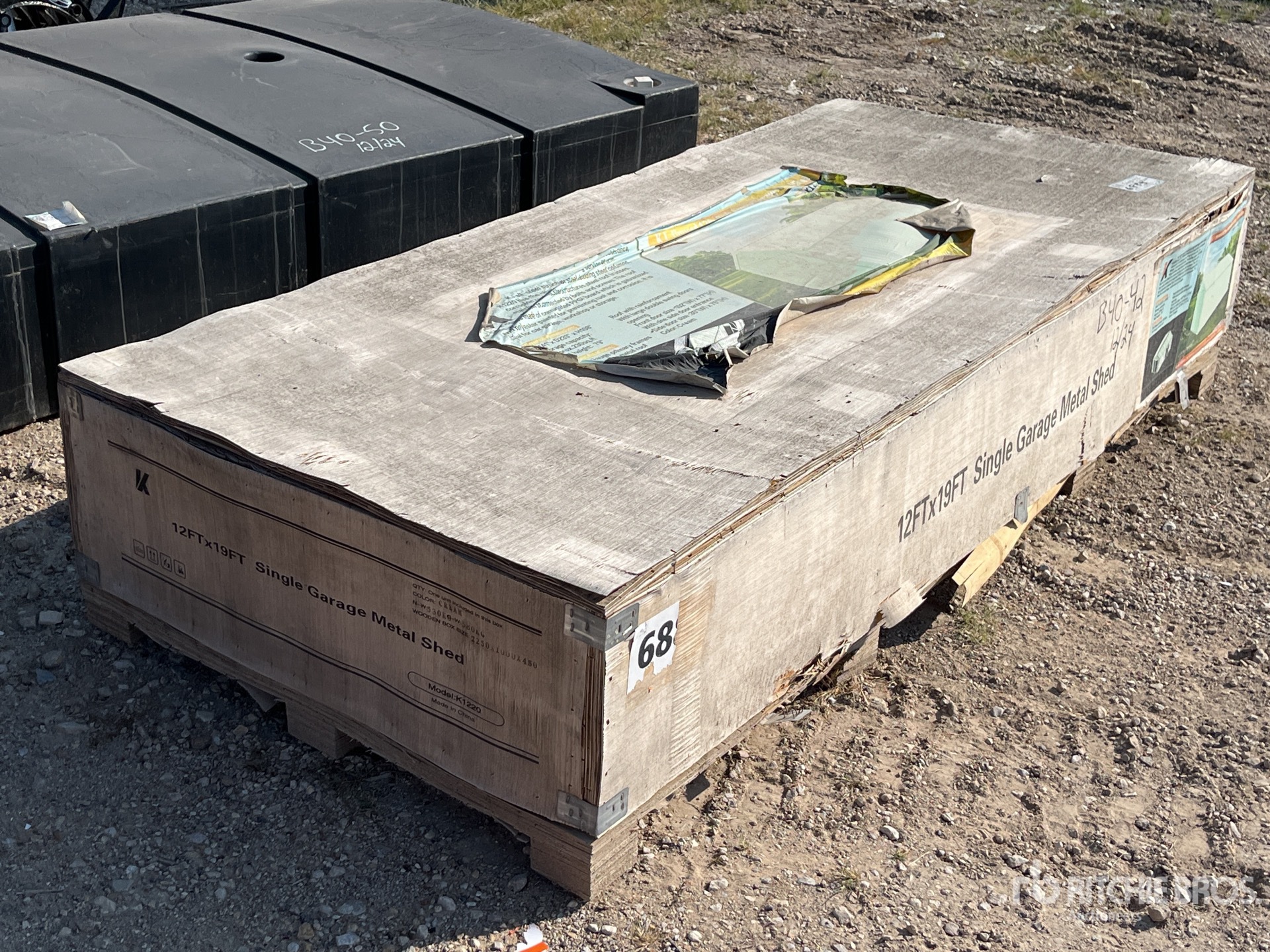 General Appearance with Picture, Right Front Corner