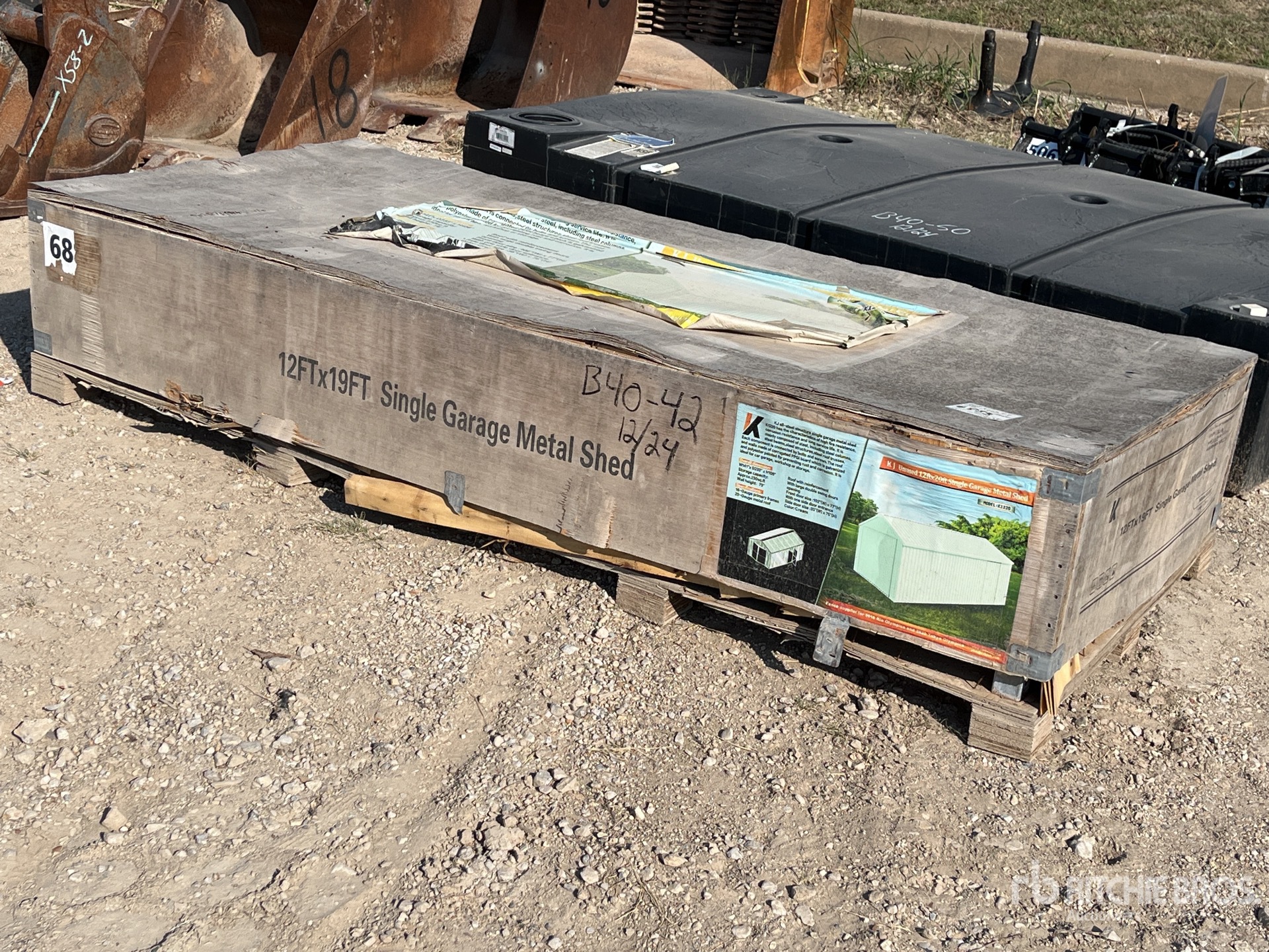 General Appearance with Picture, Left Front Corner