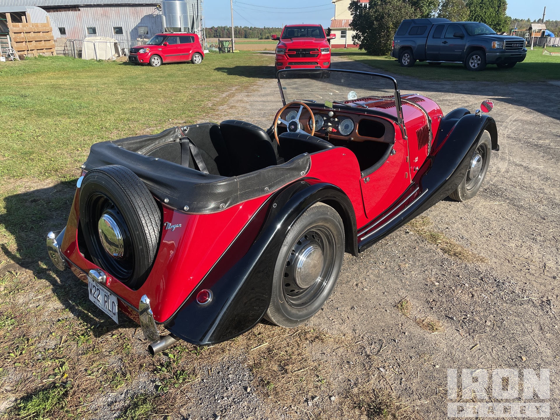 General Appearance with Picture, Right Rear Corner