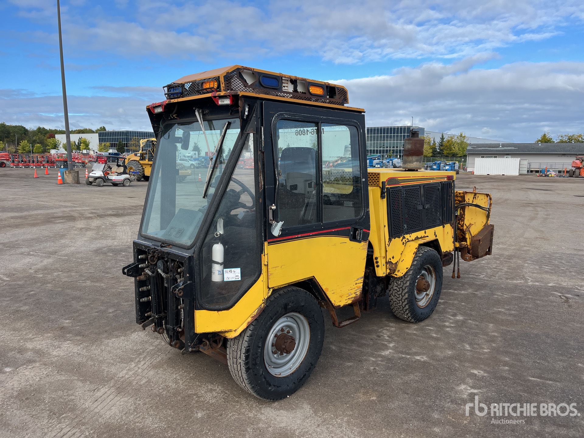 General Appearance with Picture, Left Front Corner