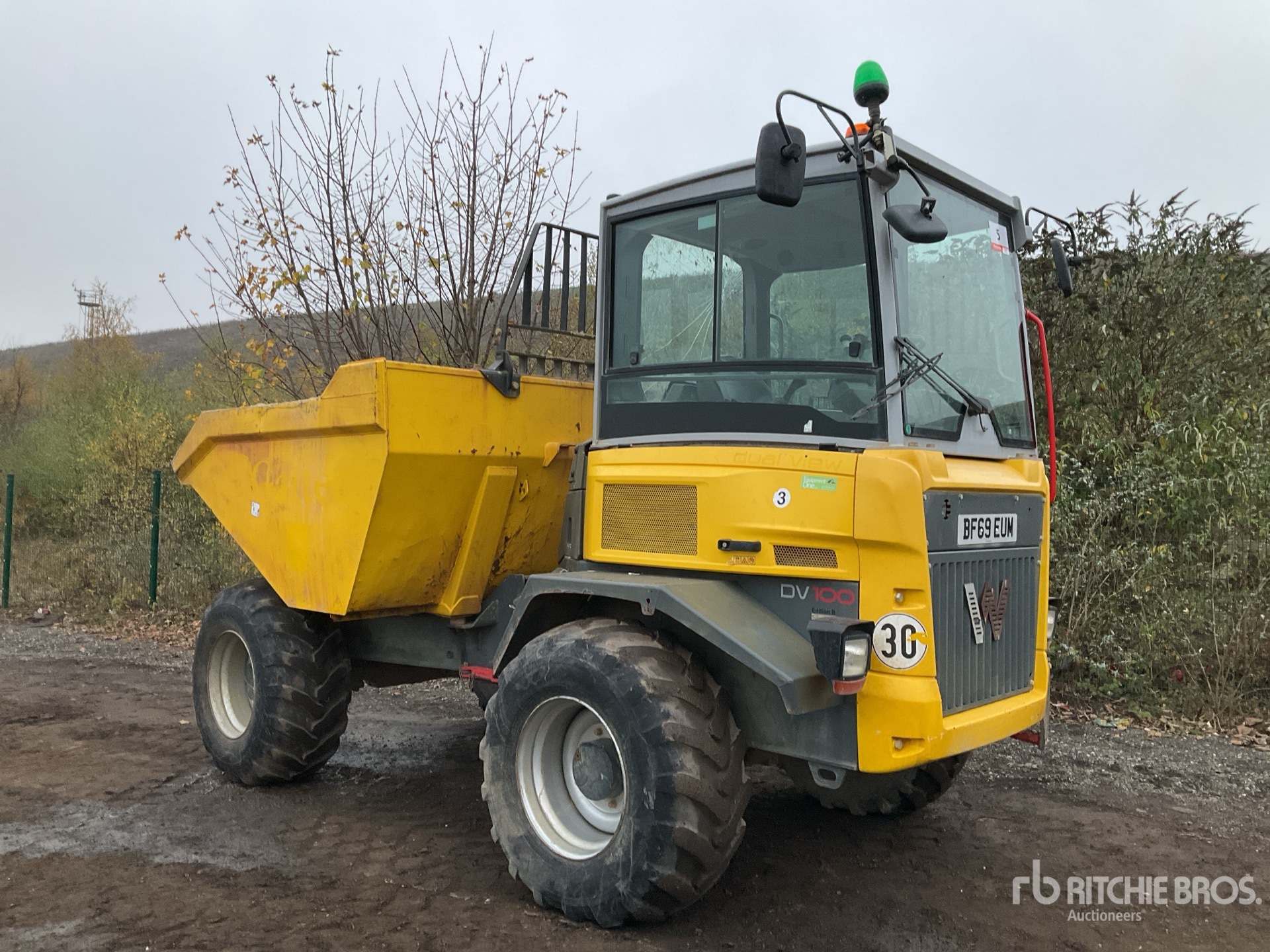 General Appearance with Picture, Right Front Corner