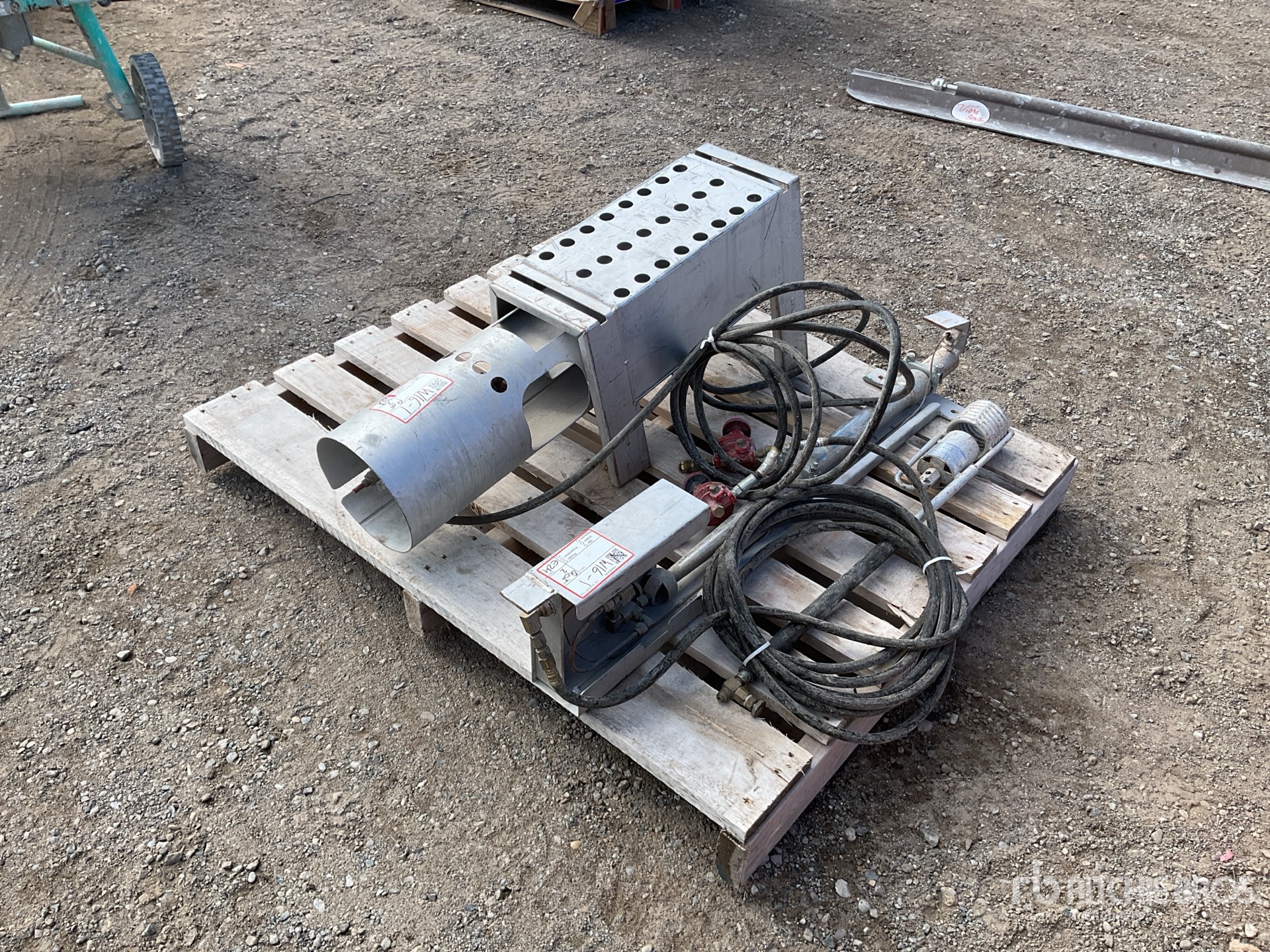 General Appearance with Picture, Left Front Corner