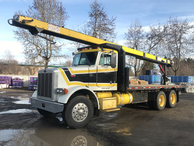 1990 Peterbilt 357 Flatbed Truck w/Conveyor