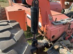 Hydraulics with Frame Leveling Cylinders