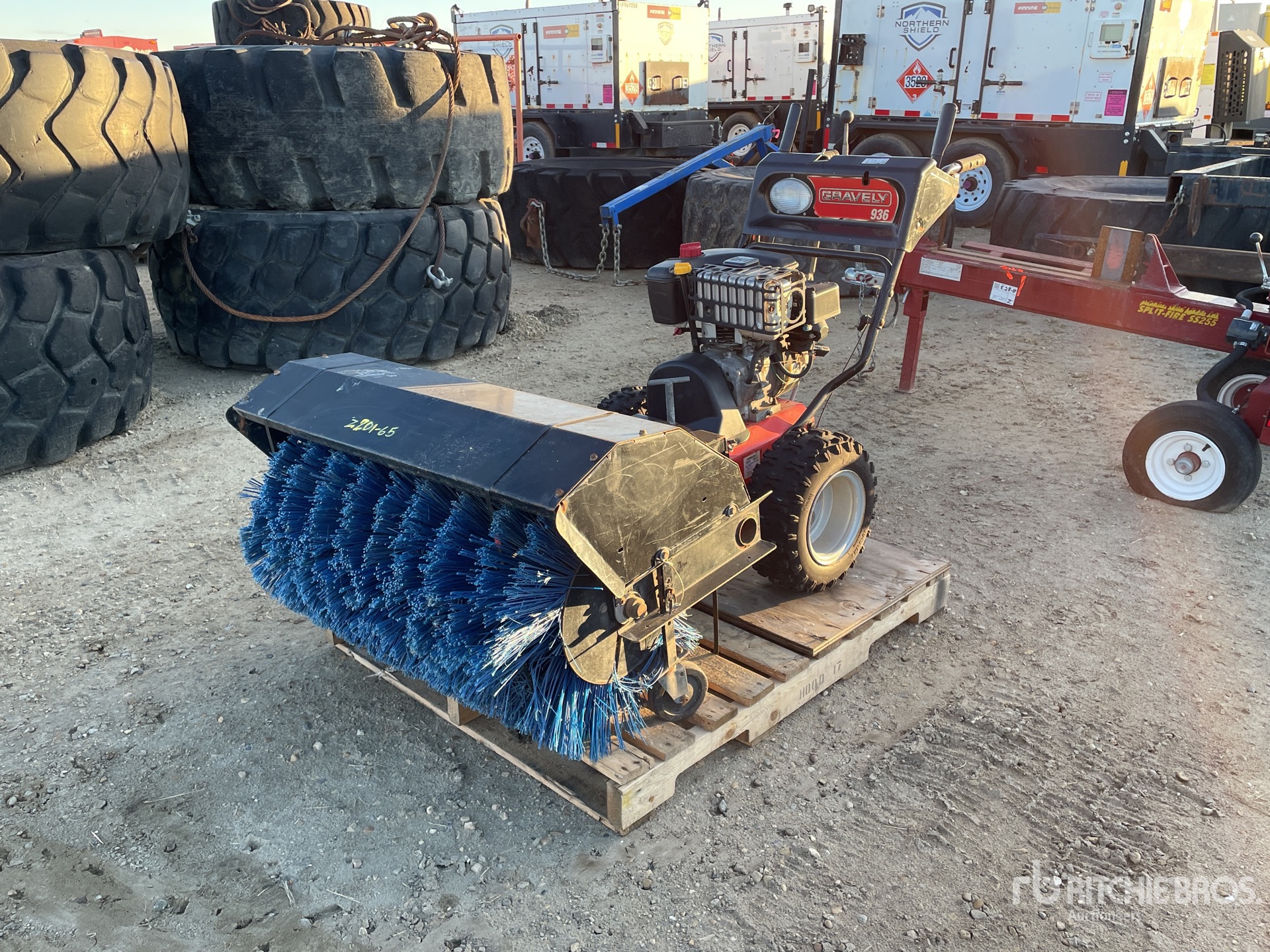 General Appearance with Picture, Left Front Corner