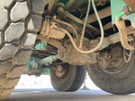 Underbody with Center Drive Axle