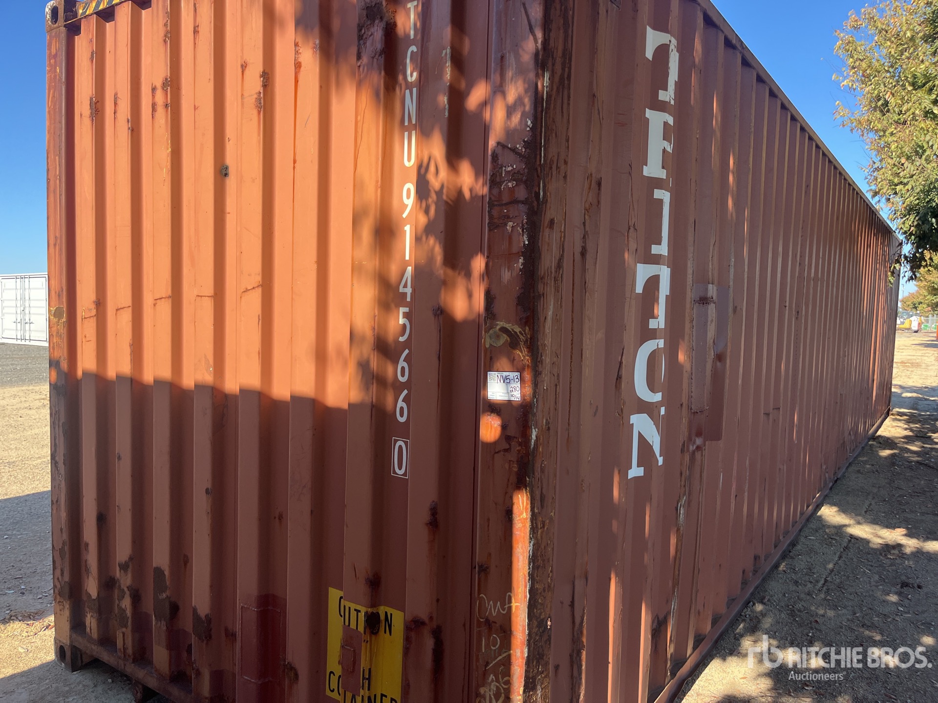 General Appearance with Picture, Right Rear Corner