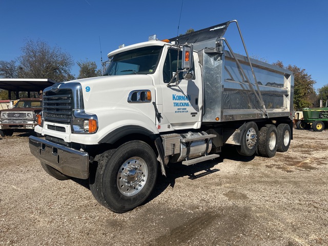 2009 Sterling LT9500 8x4 Tri/A Dump Truck